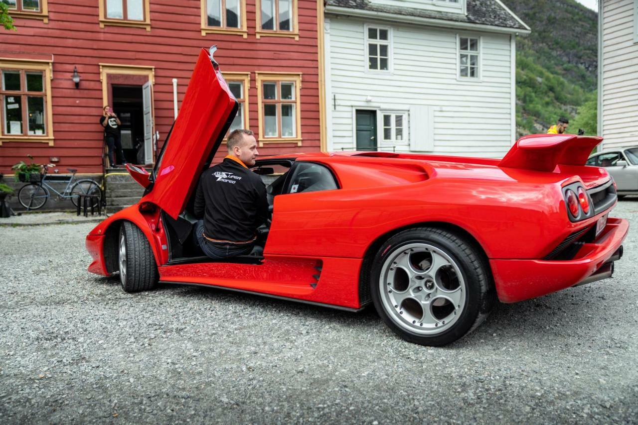 Laerdalsoren Motor Guesthouse Lærdalsøyri Dış mekan fotoğraf