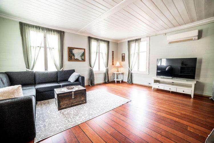 Laerdalsoren Motor Guesthouse Lærdalsøyri Dış mekan fotoğraf