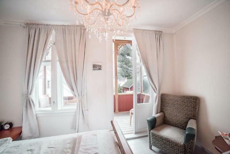 Laerdalsoren Motor Guesthouse Lærdalsøyri Dış mekan fotoğraf